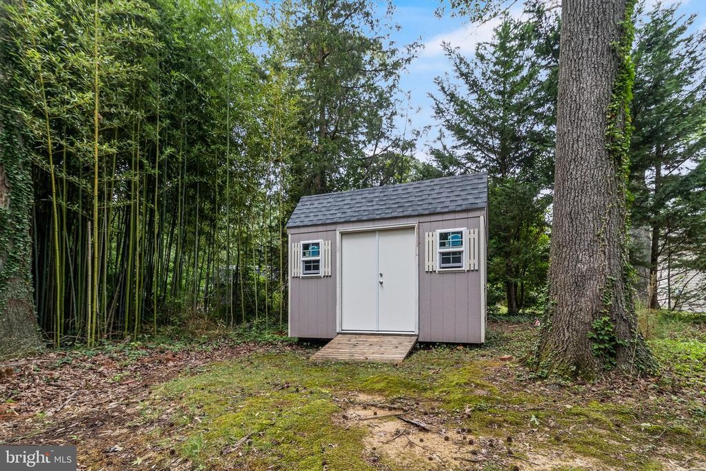 430 SEWELL AVE, Lusby, MD 20657