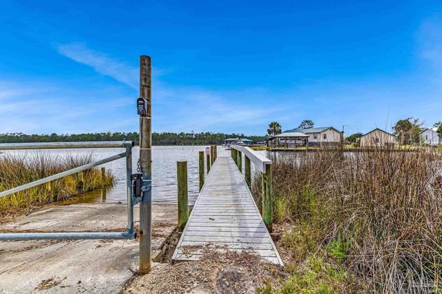 2513 San Juan Grande, Pensacola, FL 32507