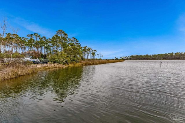 2513 San Juan Grande, Pensacola, FL 32507