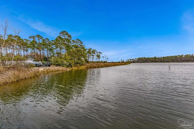 2513 San Juan Grande, Pensacola, FL 32507