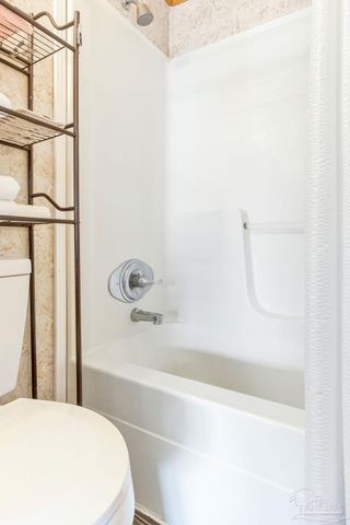 2513 San Juan Grande, Pensacola, FL 32507