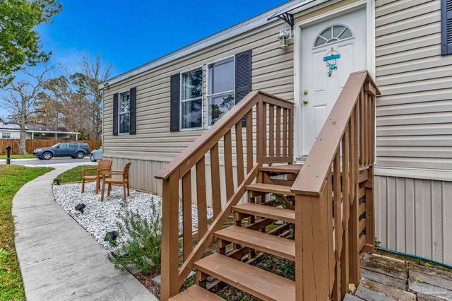 2513 San Juan Grande, Pensacola, FL 32507