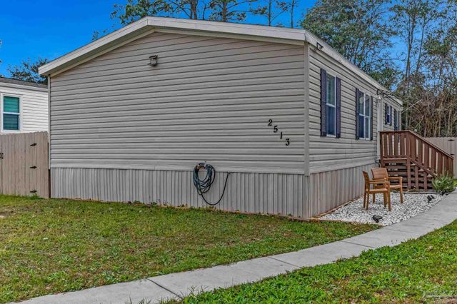 2513 San Juan Grande, Pensacola, FL 32507