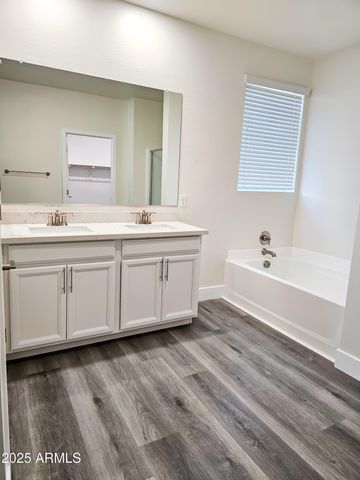 7321 N 123RD Drive, Glendale, AZ 85307