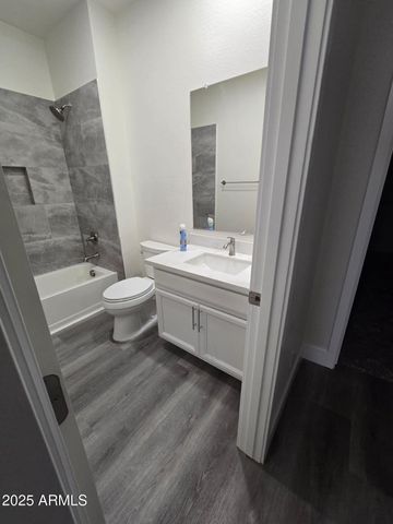 7321 N 123RD Drive, Glendale, AZ 85307