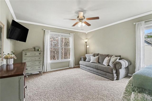 5995 Lake Windsor Parkway, Buford, GA 30518