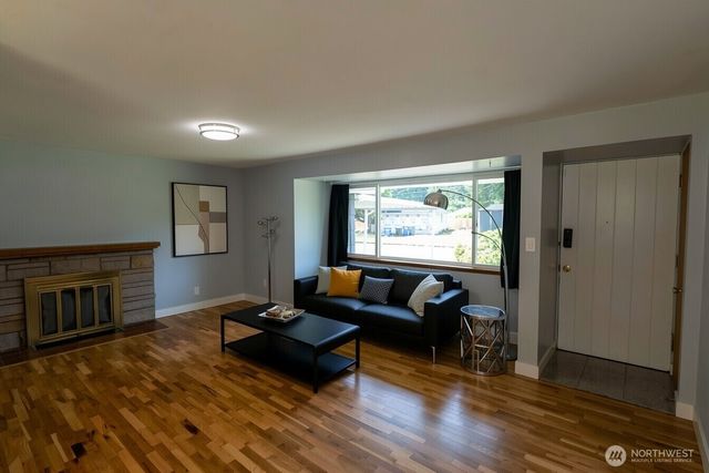 3 Fir Glen Drive SW, Lakewood, WA 98498