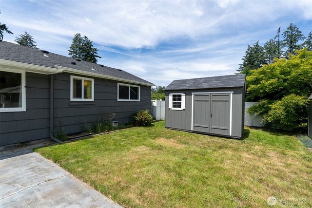 3 Fir Glen Drive SW, Lakewood, WA 98498