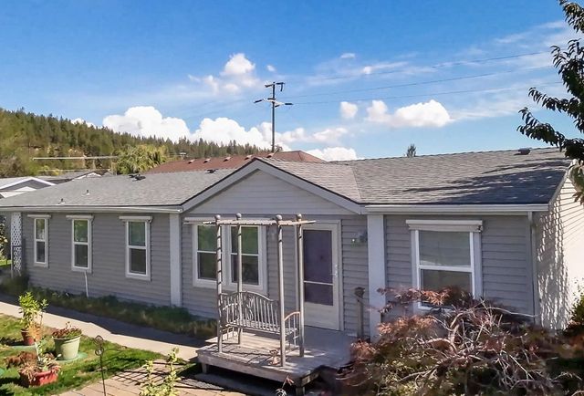 5021 E Fairview Ave, Spokane, WA 99217 property photo