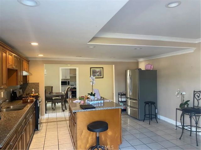 2030 W Dogwood, Anaheim, CA 92801