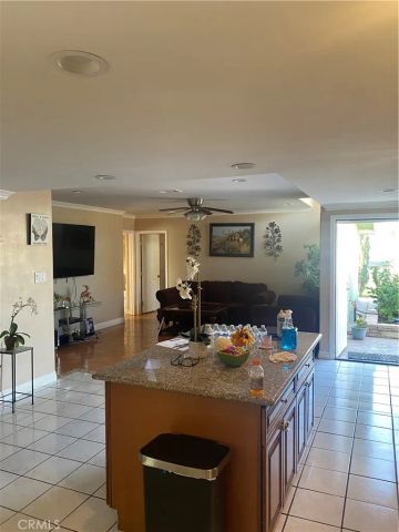 2030 W Dogwood, Anaheim, CA 92801