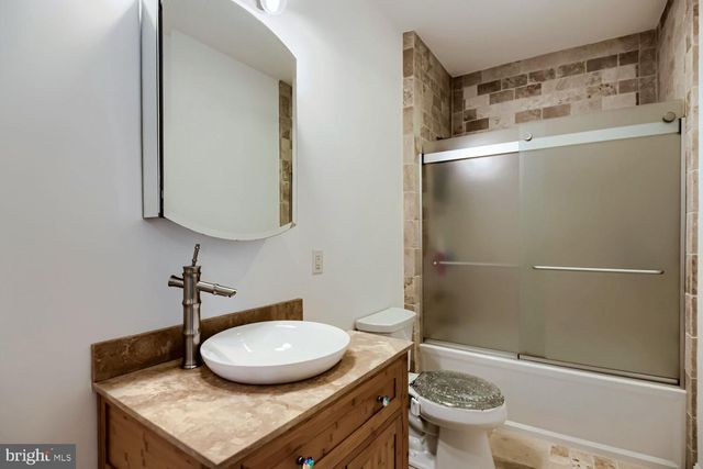 1414 CHERRY GARDEN RD, Baltimore, MD 21221