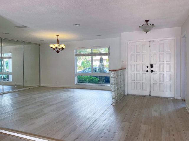 7420 SW 16th Street, Plantation, FL 33317