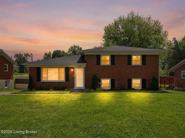 7003 Monty Ln, Louisville, KY 40291