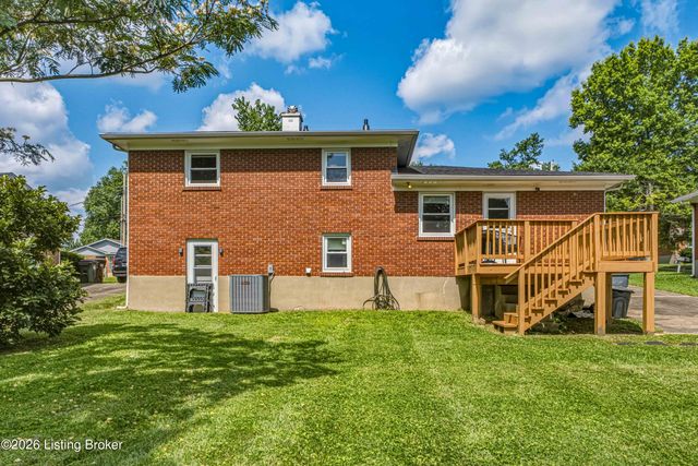 7003 Monty Ln, Louisville, KY 40291