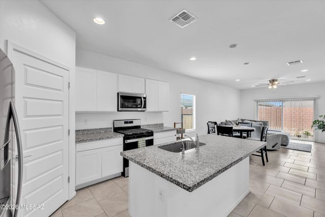 12412 W Lilliston Way, Marana, AZ 85653