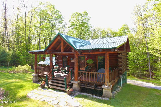 42 Hillcrest Drive, Warrensburg, NY 12845