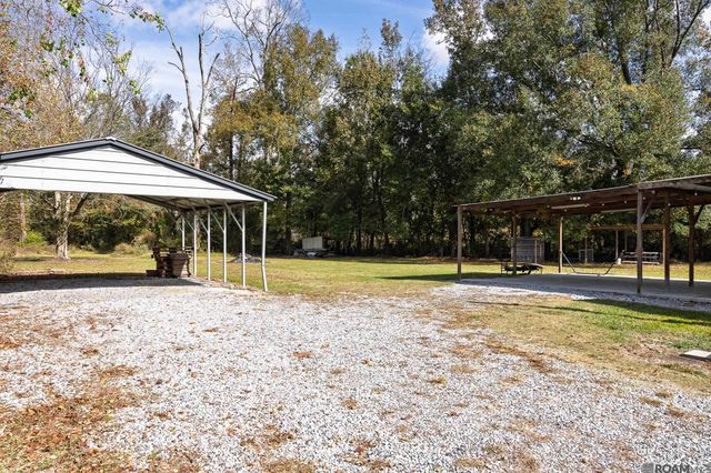 44018 Conway St, Sorrento, LA 70778