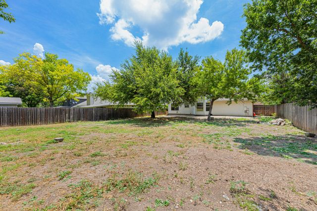 710 Camp Fire TRL, Pflugerville, TX 78660