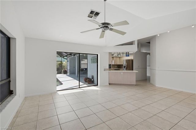 6040 Lake Grasmere WAY, Fort Myers, FL 33908