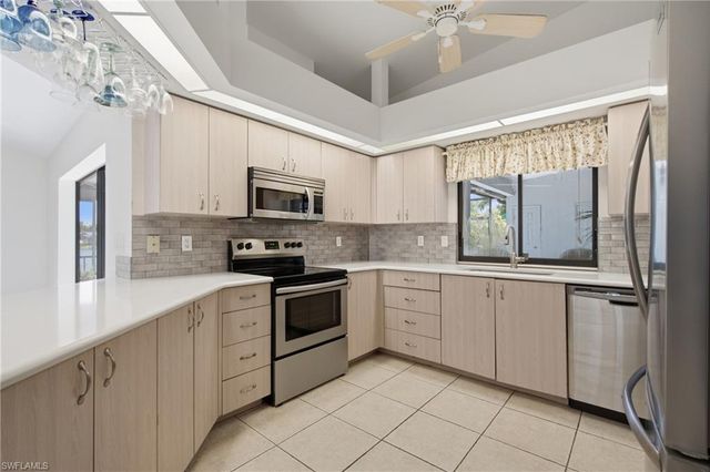 6040 Lake Grasmere WAY, Fort Myers, FL 33908