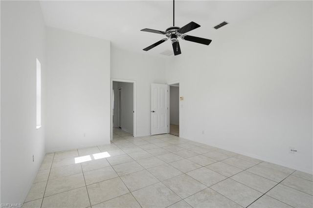 6040 Lake Grasmere WAY, Fort Myers, FL 33908