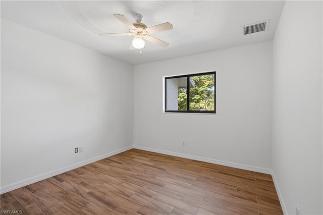 6040 Lake Grasmere WAY, Fort Myers, FL 33908