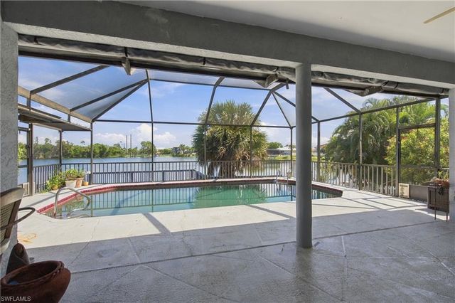 6040 Lake Grasmere WAY, Fort Myers, FL 33908