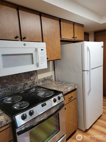 6618 SW Littlerock Road, Tumwater, WA 98512