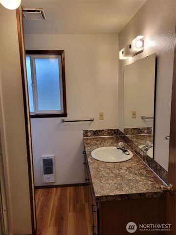 6618 SW Littlerock Road, Tumwater, WA 98512