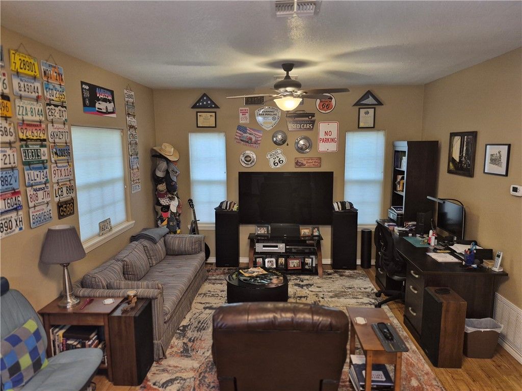 924 Ibis Dr, Rockport, TX 78382 — photo 5