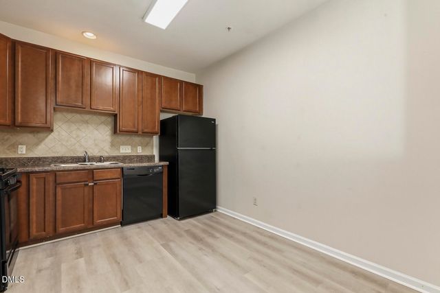 11100 Gwynn Oaks Drive 103, Raleigh, NC 27614