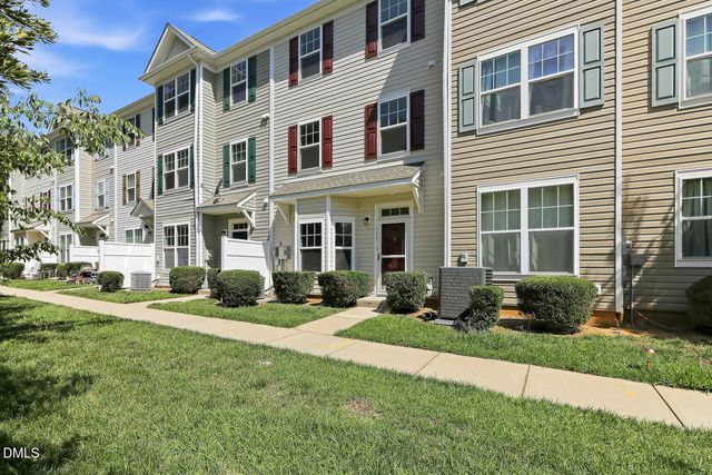 11100 Gwynn Oaks Drive 103, Raleigh, NC 27614