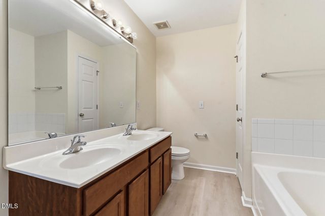 11100 Gwynn Oaks Drive 103, Raleigh, NC 27614