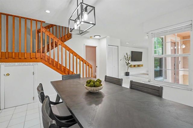 10994 Neptune Drive 10994, Cooper City, FL 33026