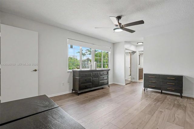 10994 Neptune Drive 10994, Cooper City, FL 33026