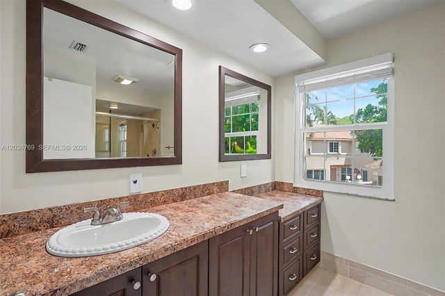 10994 Neptune Drive 10994, Cooper City, FL 33026