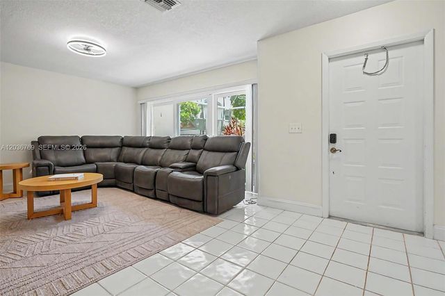 10994 Neptune Drive 10994, Cooper City, FL 33026
