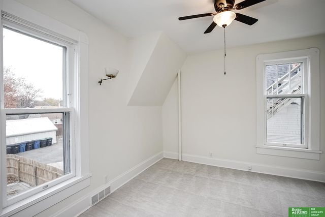 1624 S 32 Avenue, Omaha, NE 68105