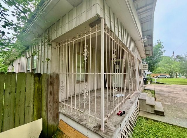 6124 Goforth Street, Houston, TX 77021