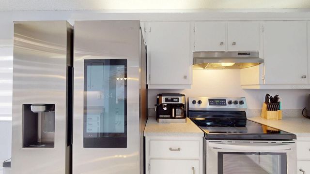 8141 GOLF CLUB COURT, Hudson, FL 34667