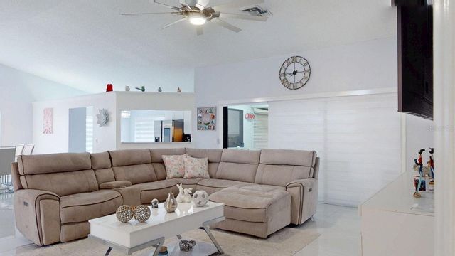 8141 GOLF CLUB COURT, Hudson, FL 34667