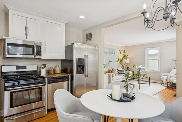 5525 36th Avenue S, Minneapolis, MN 55417