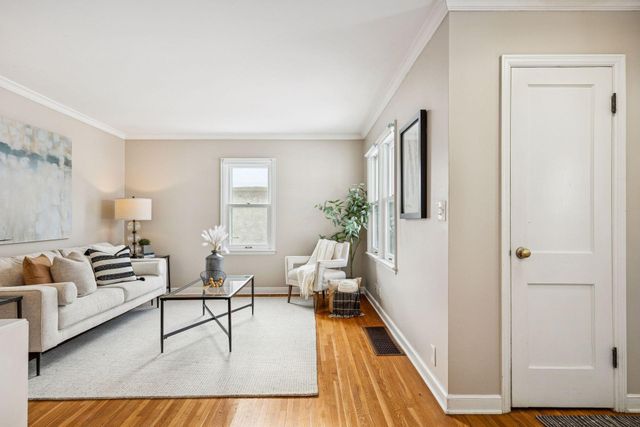 5525 36th Avenue S, Minneapolis, MN 55417