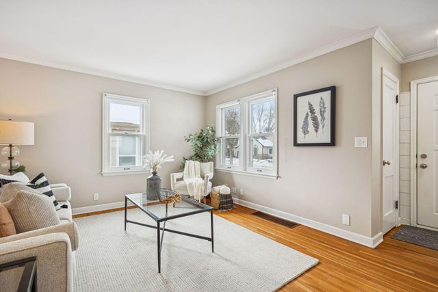 5525 36th Avenue S, Minneapolis, MN 55417