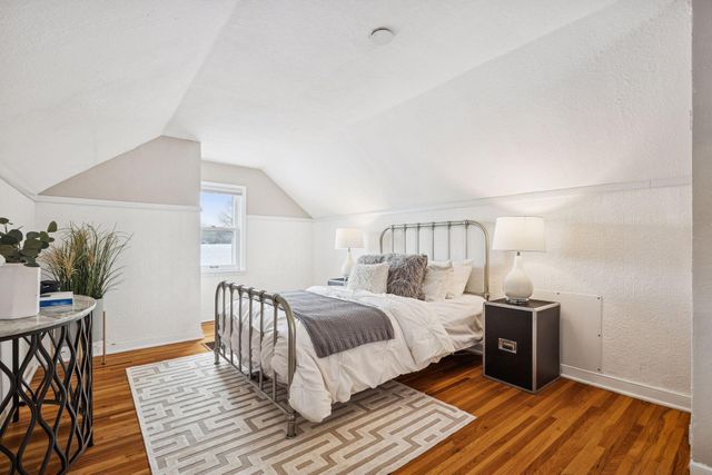 5525 36th Avenue S, Minneapolis, MN 55417