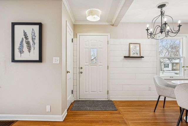 5525 36th Avenue S, Minneapolis, MN 55417