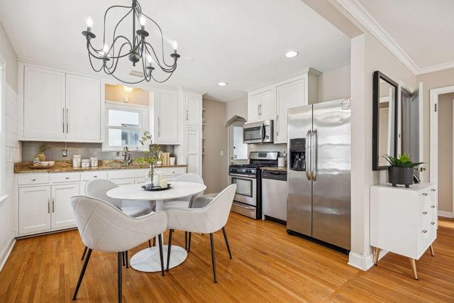 5525 36th Avenue S, Minneapolis, MN 55417