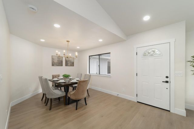 14270 Lodgepole Dr, Penn Valley, CA 95946