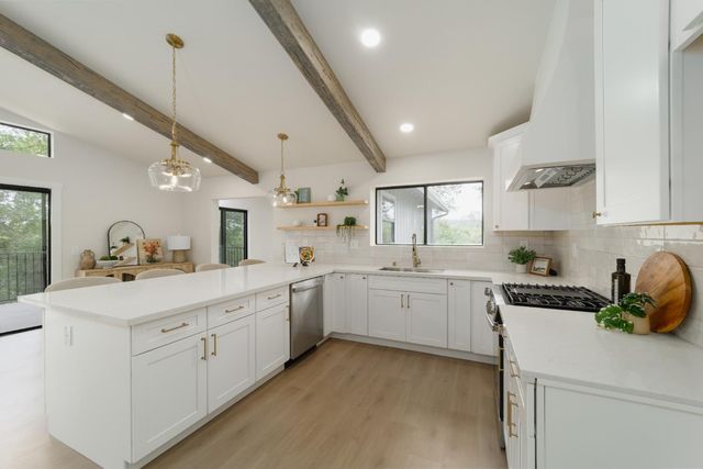 14270 Lodgepole Dr, Penn Valley, CA 95946